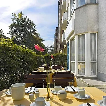 Amenity Hotel 3*
