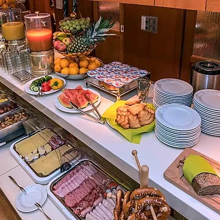 Hotel Amenity München