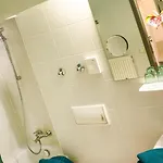 Hotel Amenity 3*